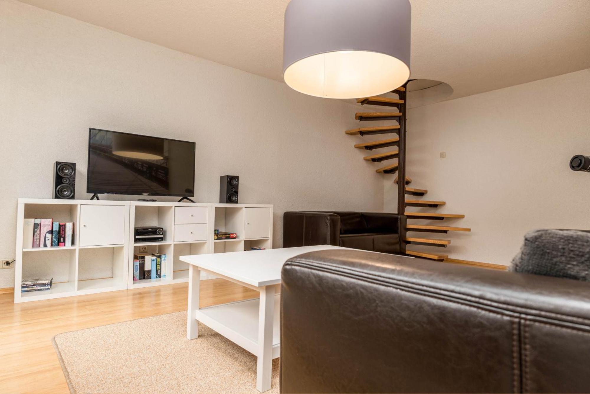Riesling Appartement For 2 - 4 People - Billiards - Balcony With Mosel View - Parking - Wine Barrel Bar - Fully Equipped Kitchen - Netflix - Waiputv - 3 Km From Cochem Klotten Exterior photo