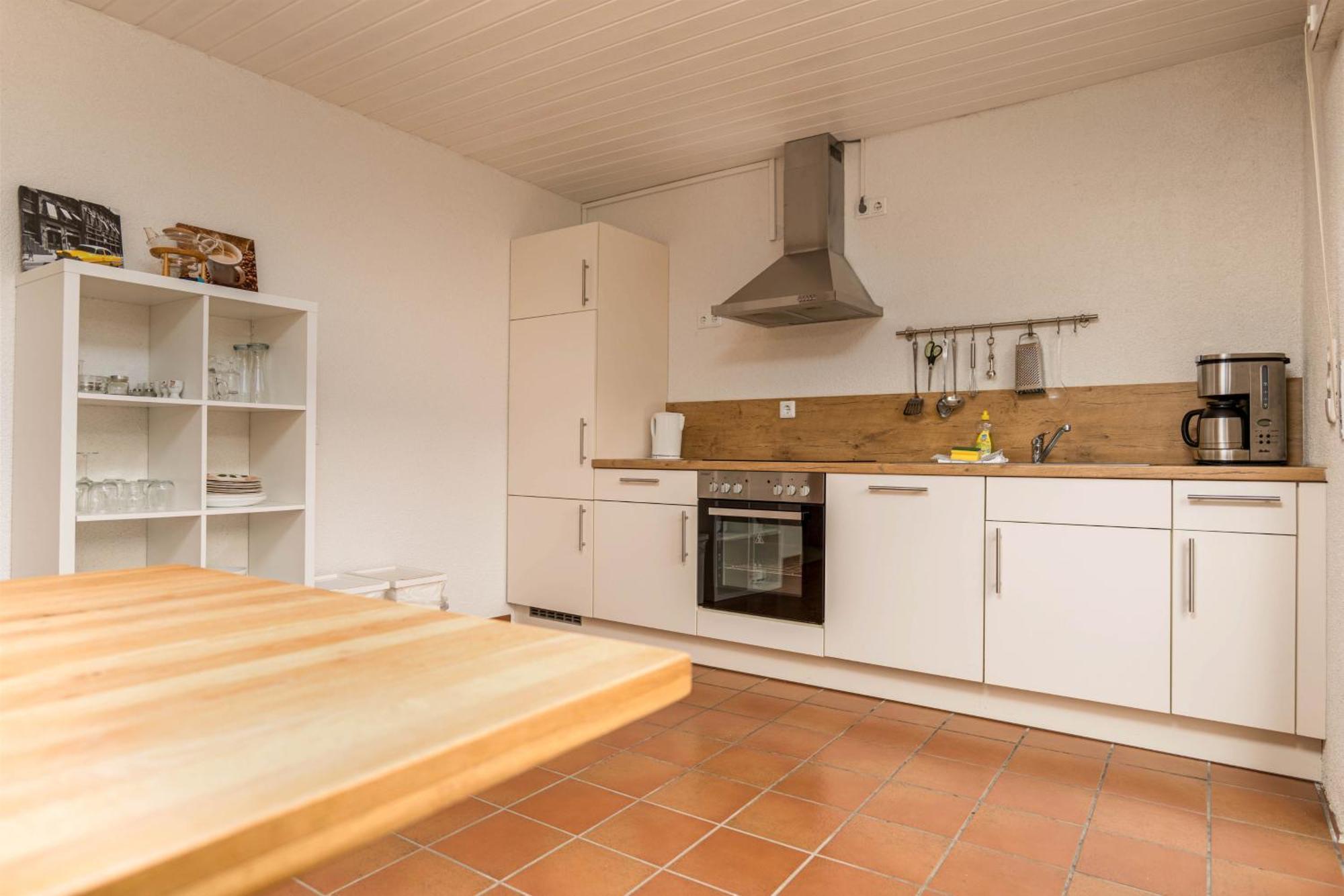 Riesling Appartement For 2 - 4 People - Billiards - Balcony With Mosel View - Parking - Wine Barrel Bar - Fully Equipped Kitchen - Netflix - Waiputv - 3 Km From Cochem Klotten Exterior photo